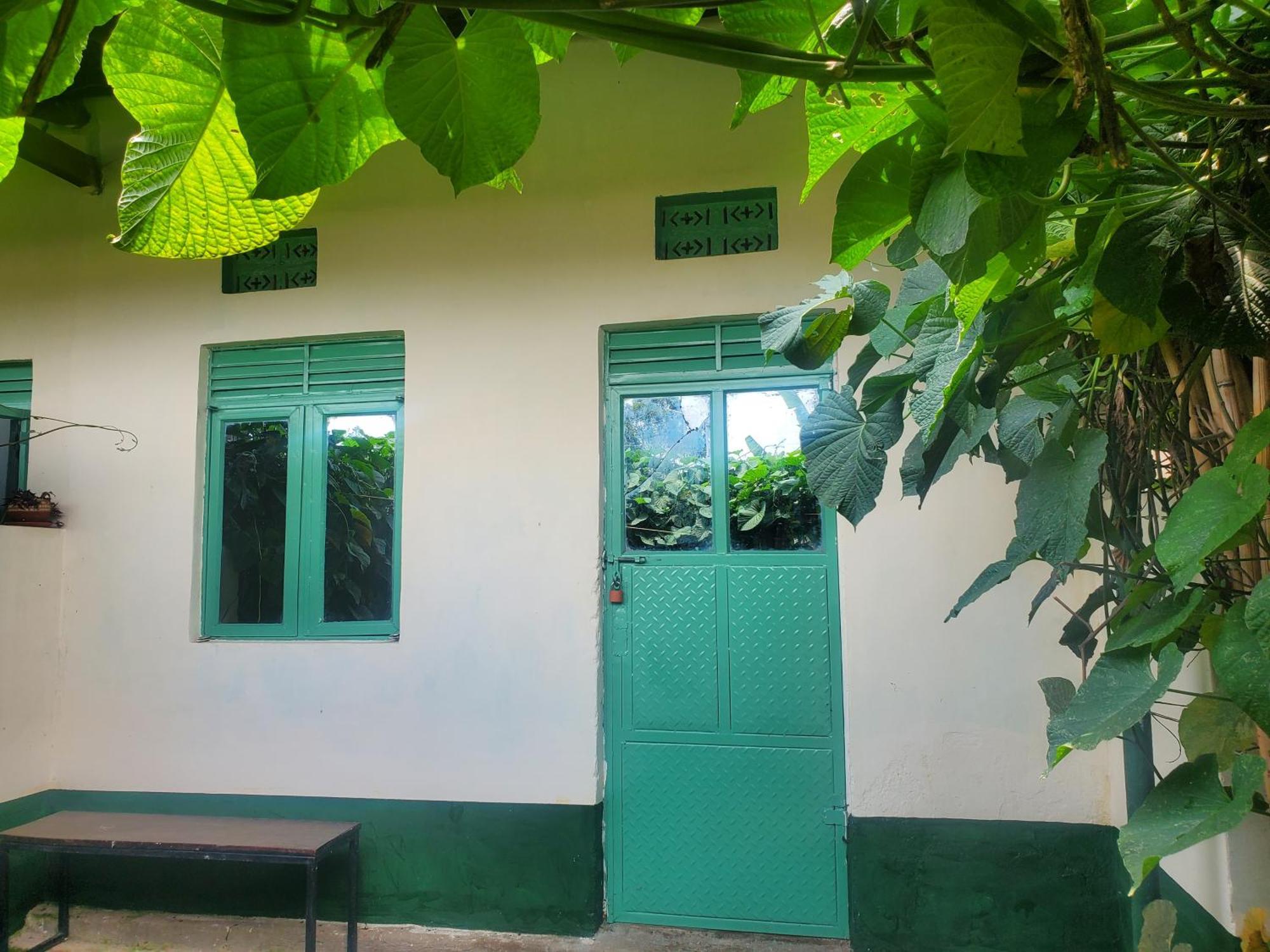 Gaia Eco Hub Bnb Fort Portal Dış mekan fotoğraf