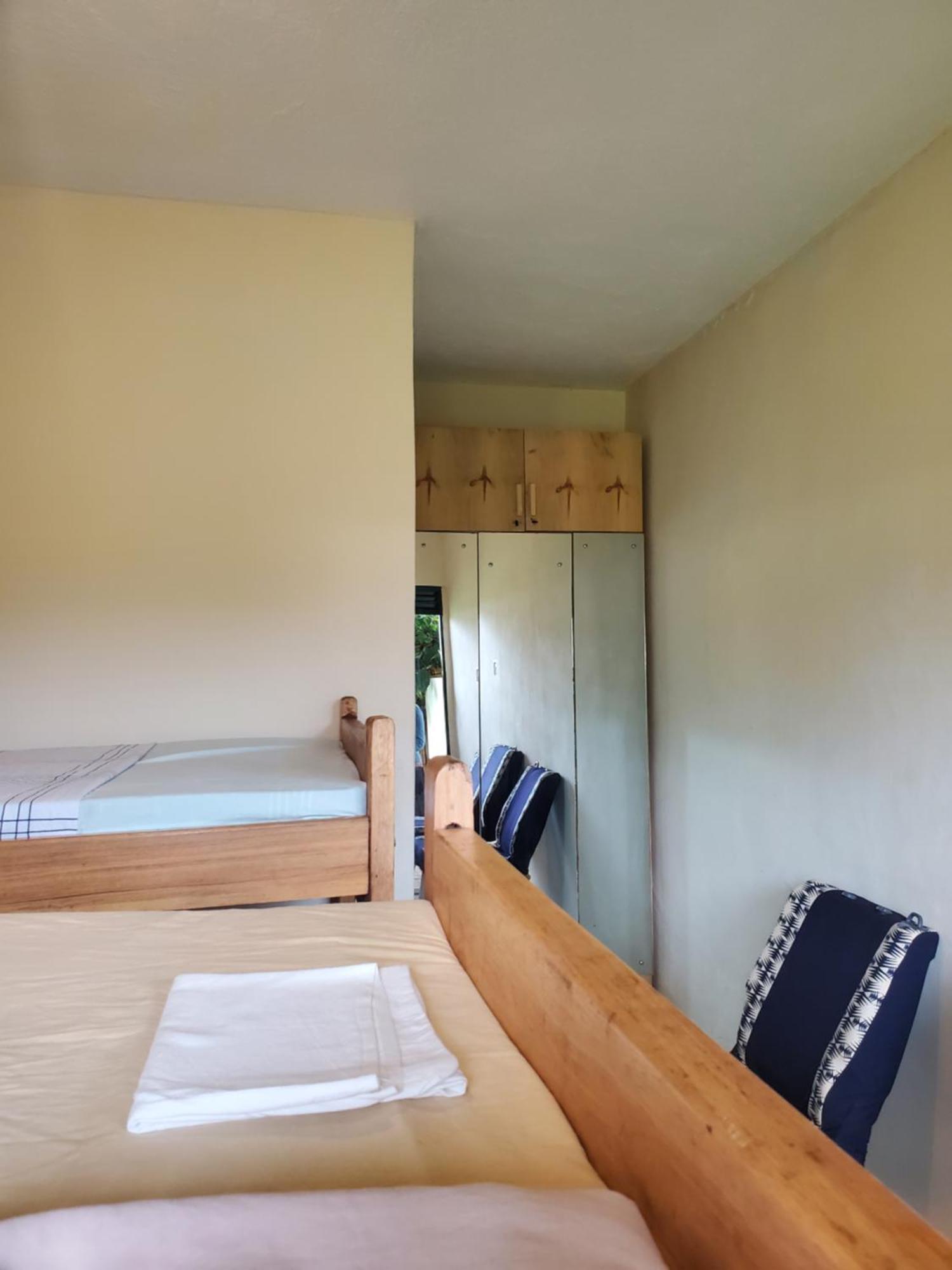 Gaia Eco Hub Bnb Fort Portal Dış mekan fotoğraf